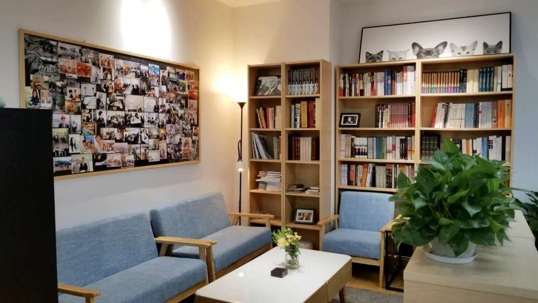 SOHO中山广场长宁 SOHO中山广场 344平米 中等装修