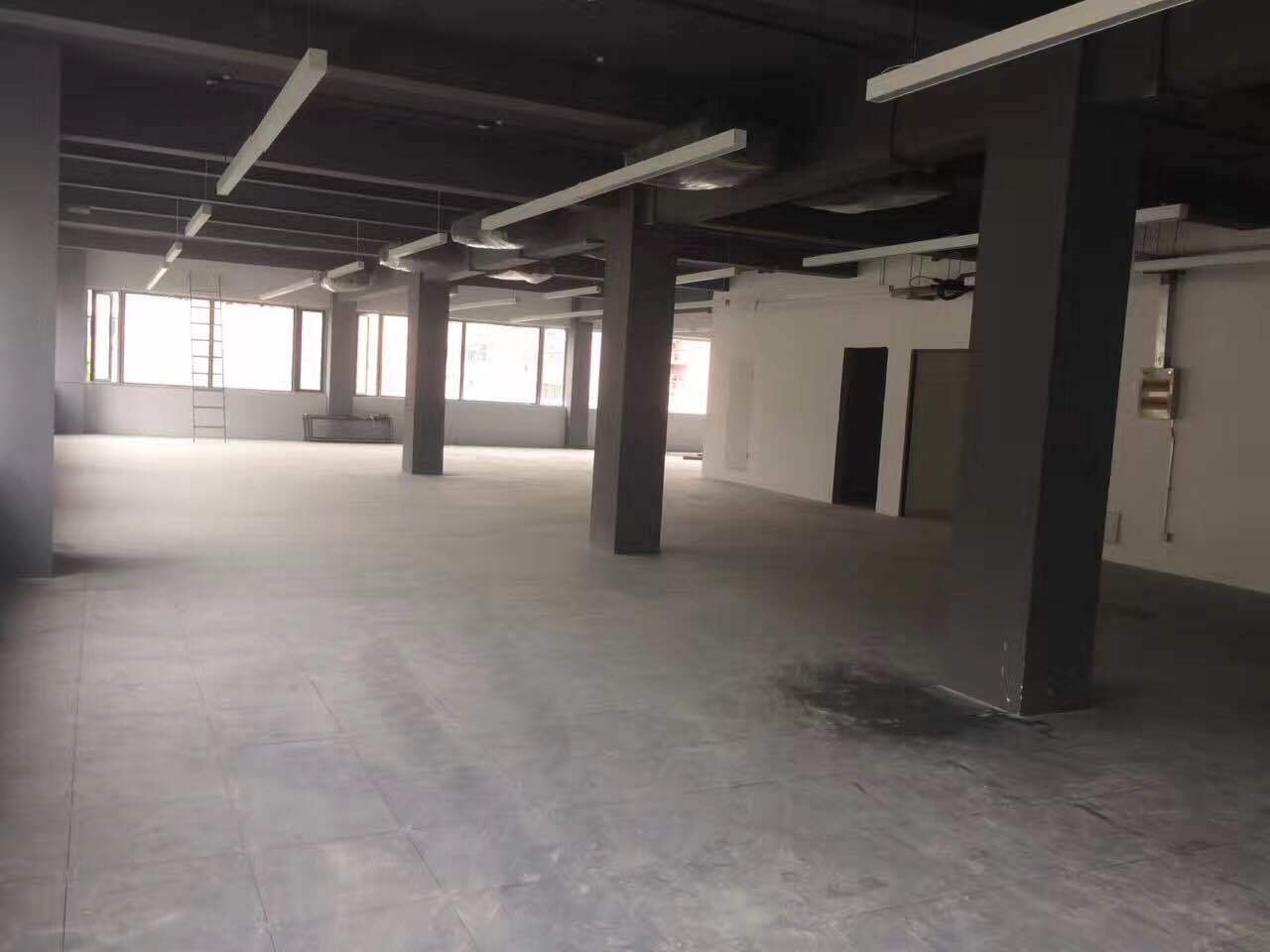 越界凯旋space(base凯旋路)徐汇 越界凯旋space(base凯旋路) 412平米 简装修