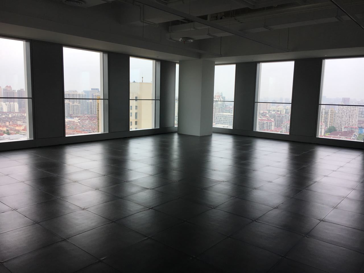 SOHO天山广场长宁 SOHO天山广场 432平米 中等装修