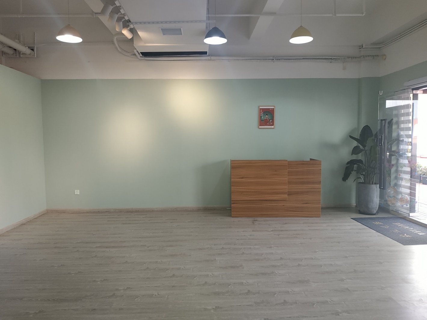芳华德必运动LOFT世纪公园 芳华德必运动LOFT 188.7平米 中等装修