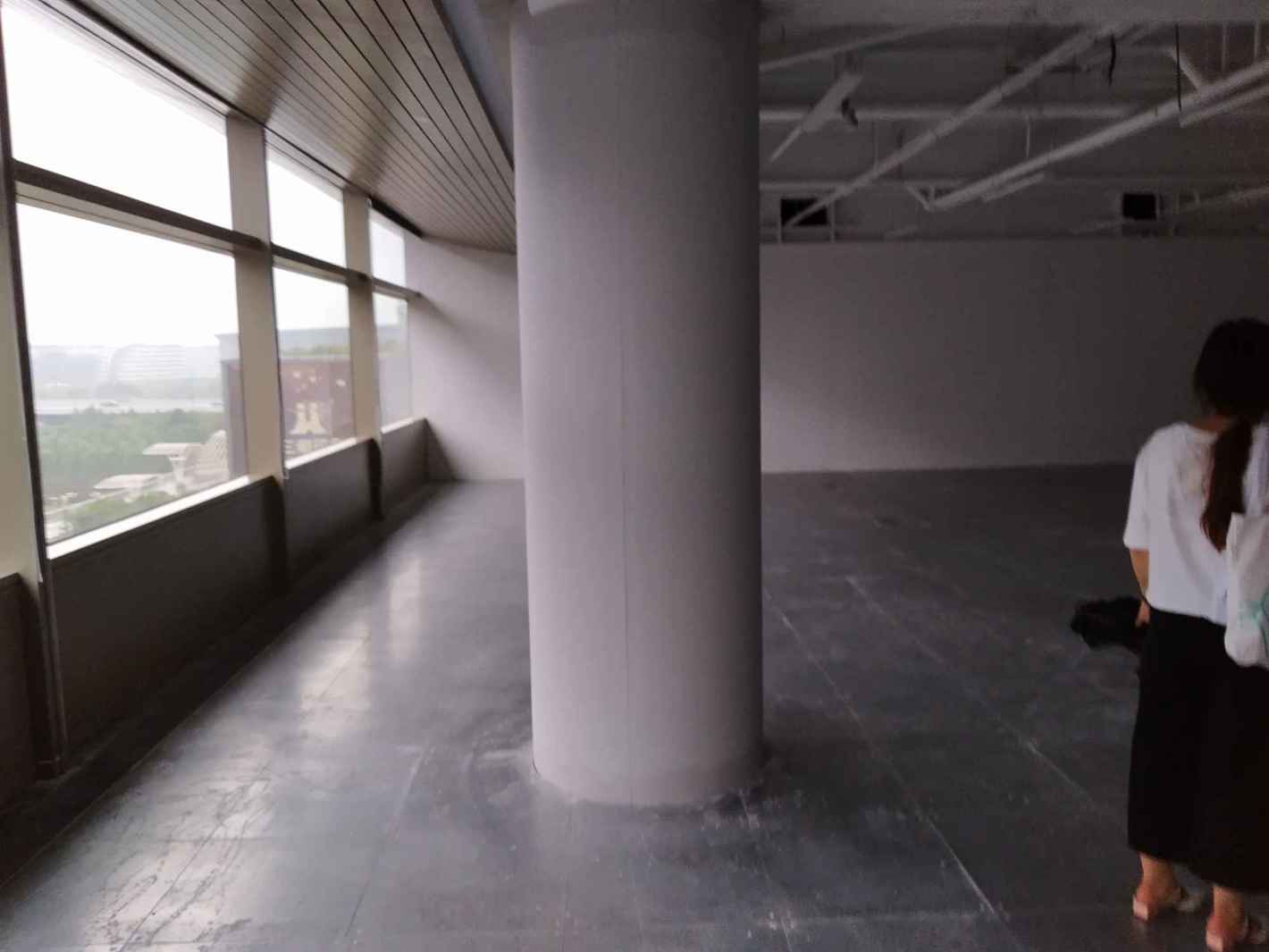 诺亚财富中心（虹桥新地中心）长宁 诺亚财富中心（虹桥新地中心） 611平米 简装修