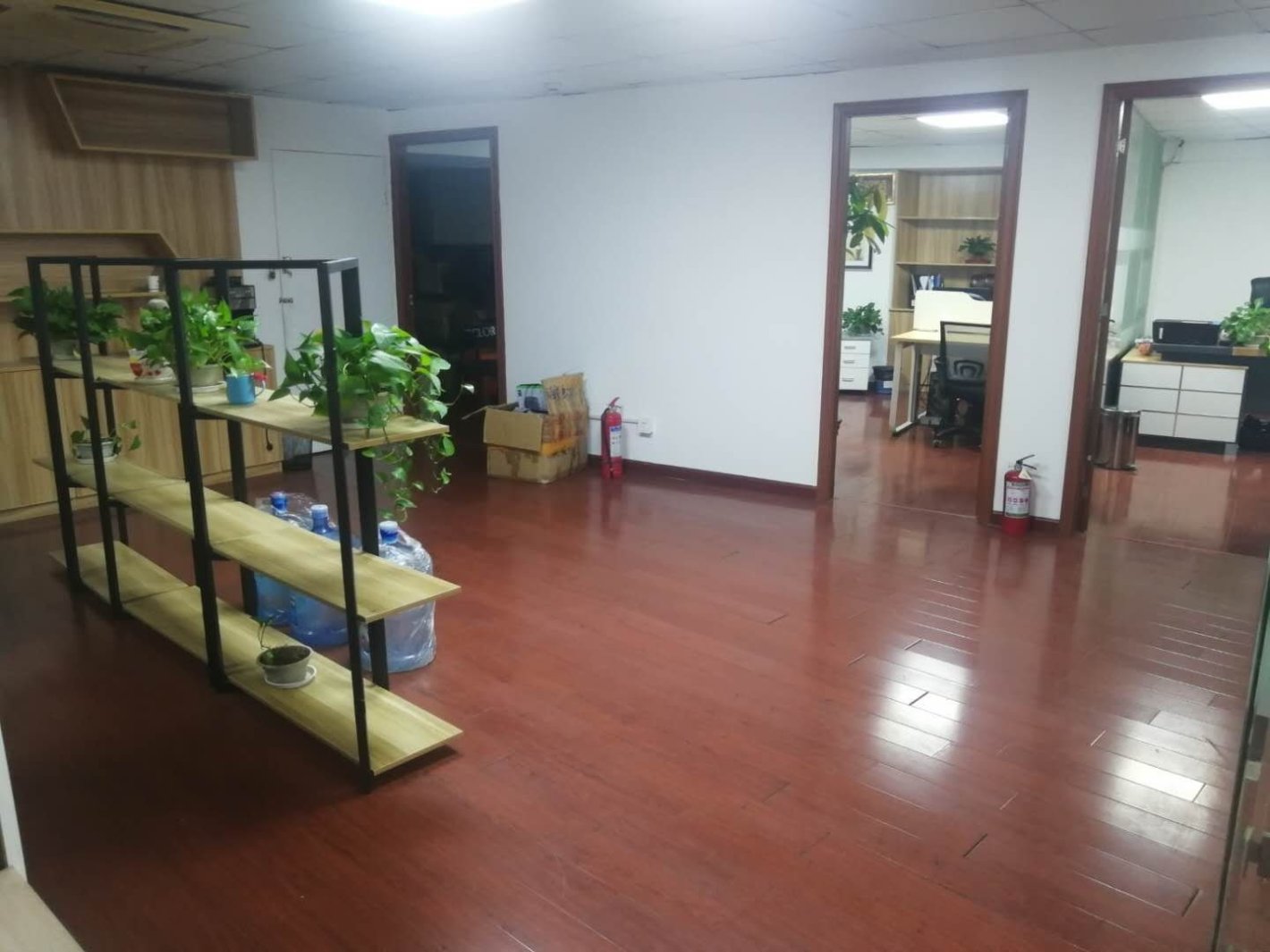 祥腾财富广场新静安（闸北） 祥腾财富广场 264平米 精装修