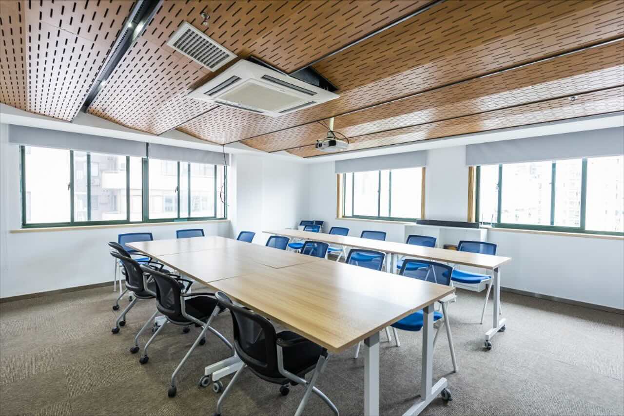 极客工社（中亚蓝彩科技园）
