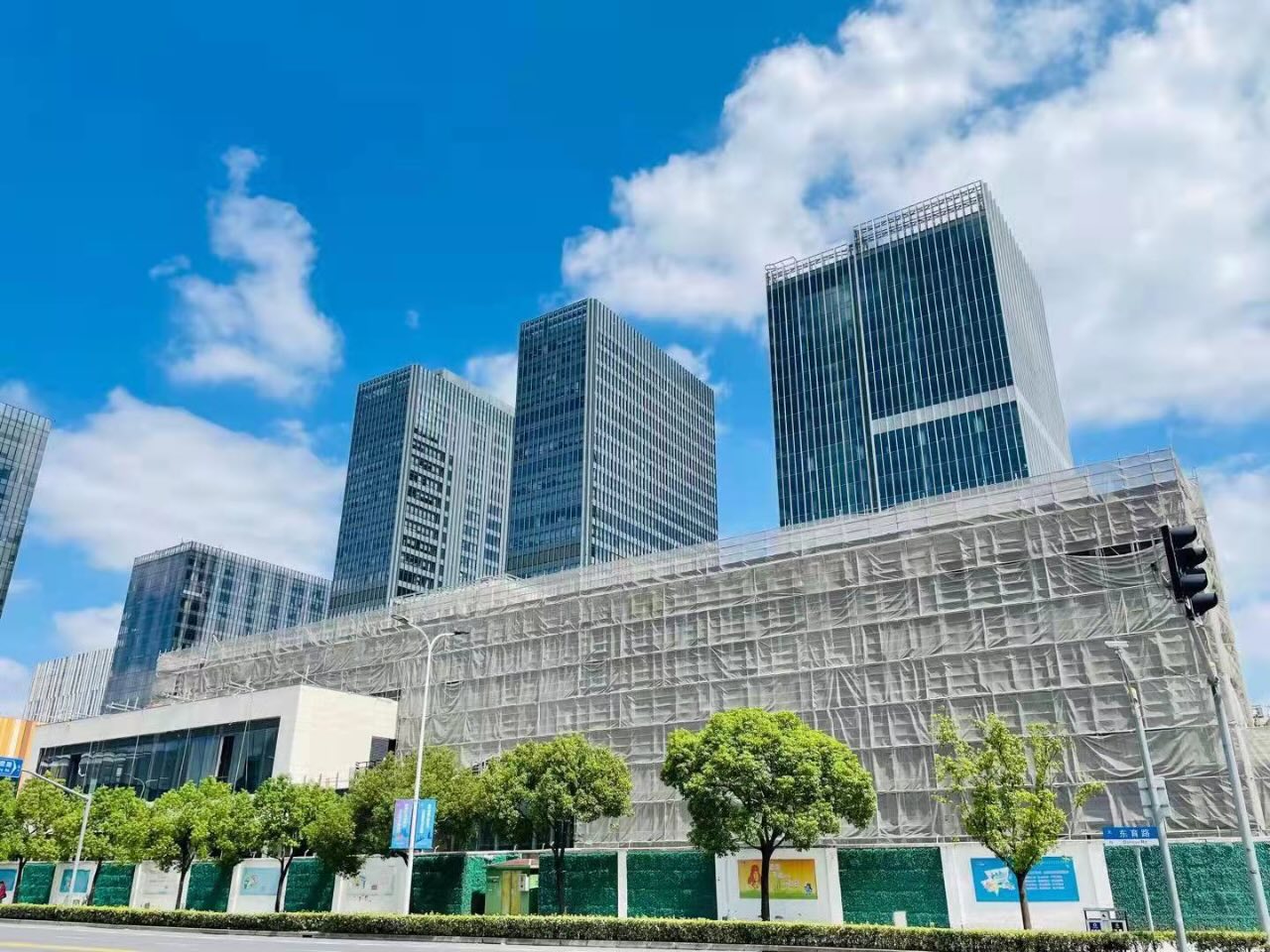 前滩国际广场