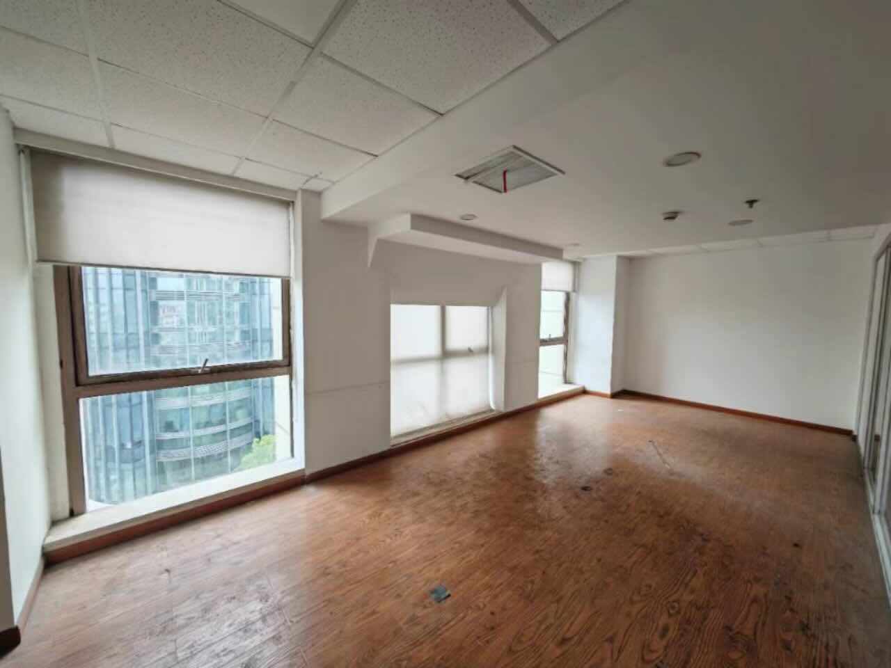 华菱大厦367平米办公室出租_2.70元/m²/天