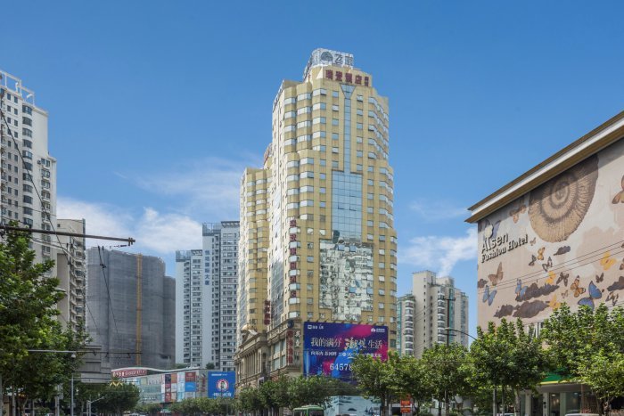上海飞雕商务大厦物业费多少钱（8.8元/m²•月）