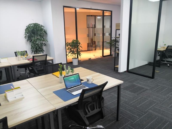 浦东  WeWork(新梅联合广场) 32平米 精装修