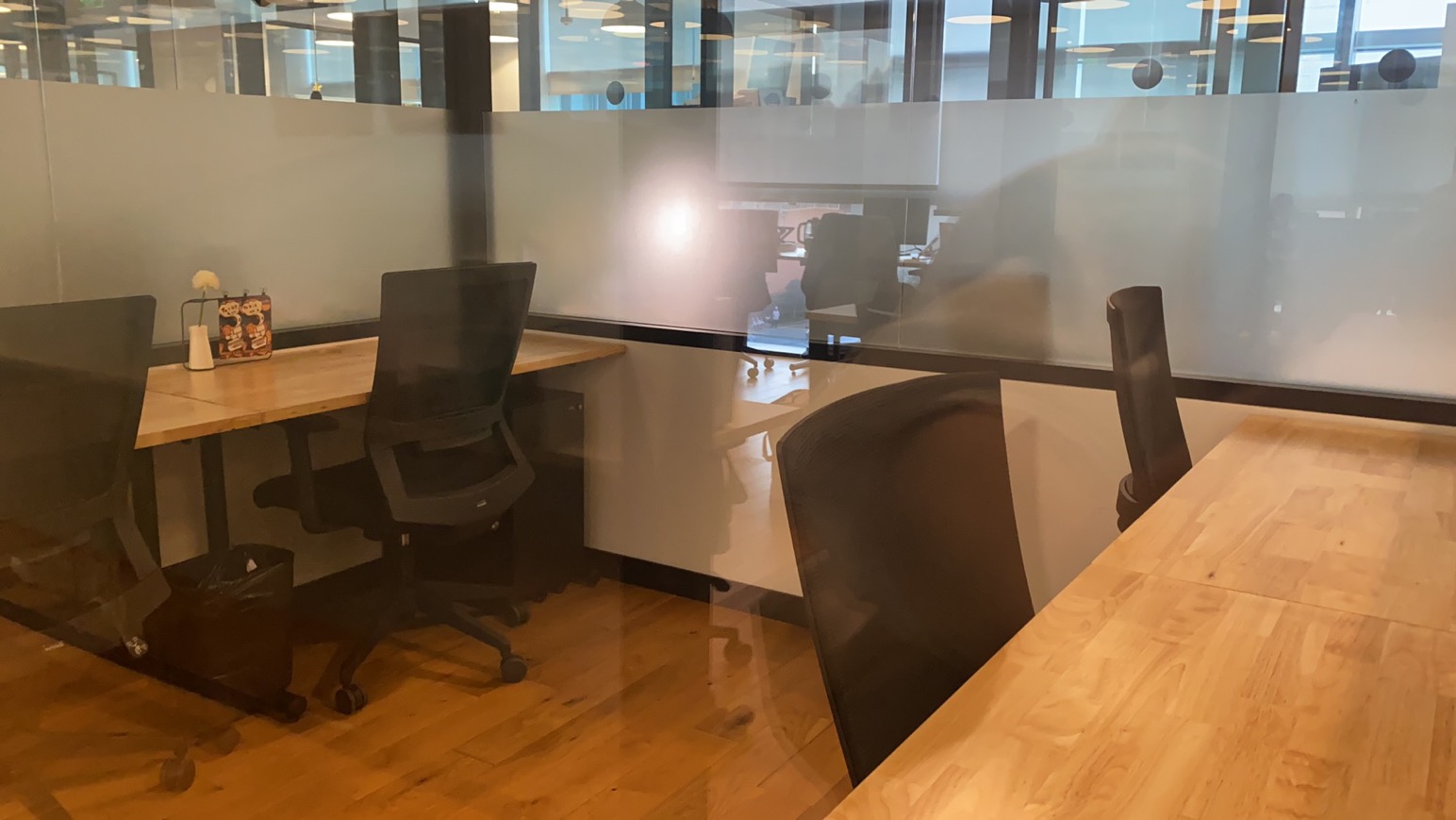 浦东  WeWork(新梅联合广场) 56平米 精装修