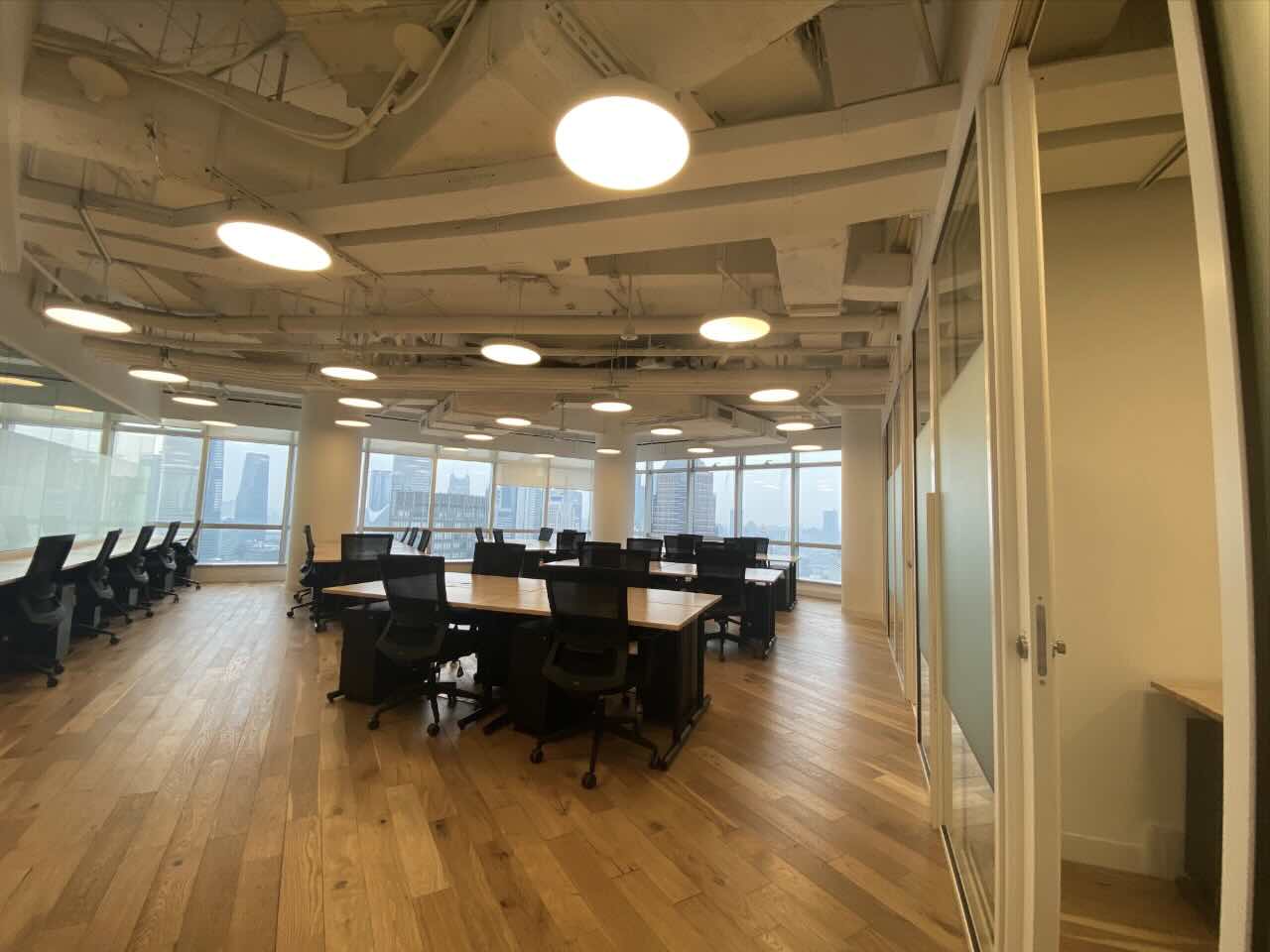 浦东  WeWork(新梅联合广场) 252平米 精装修