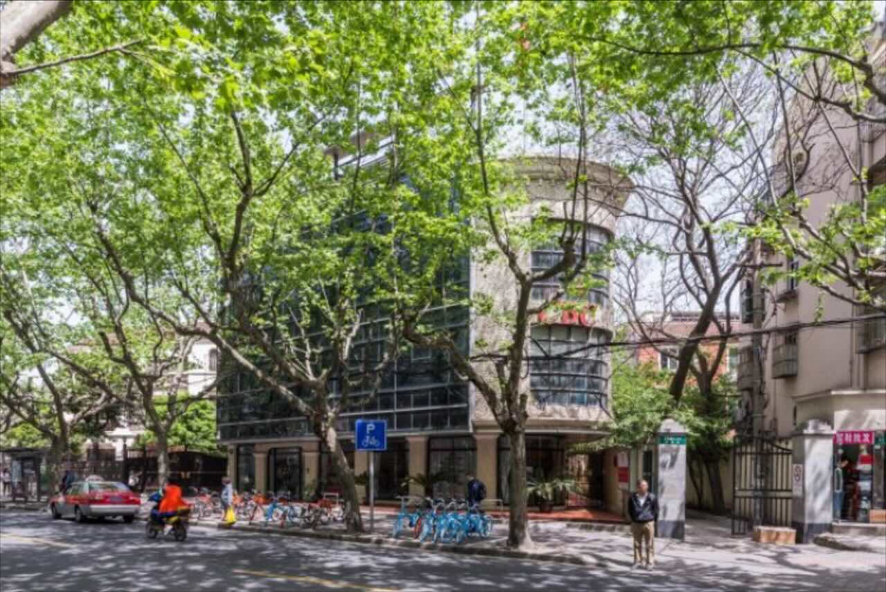 上海CBC大楼写字楼是哪个物业公司，物业费怎么收？
