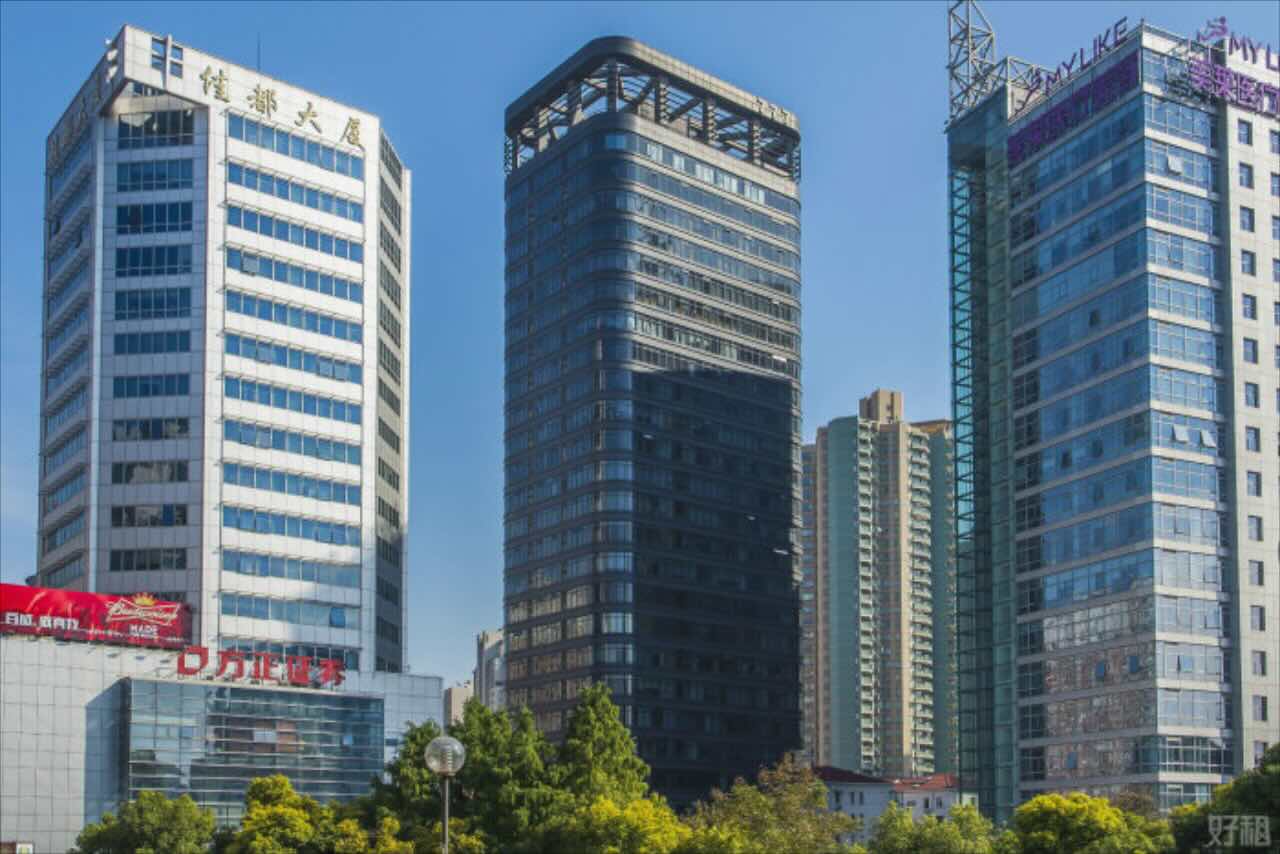 上海裕丰国际大厦写字楼租金多少钱，停车费怎么收？